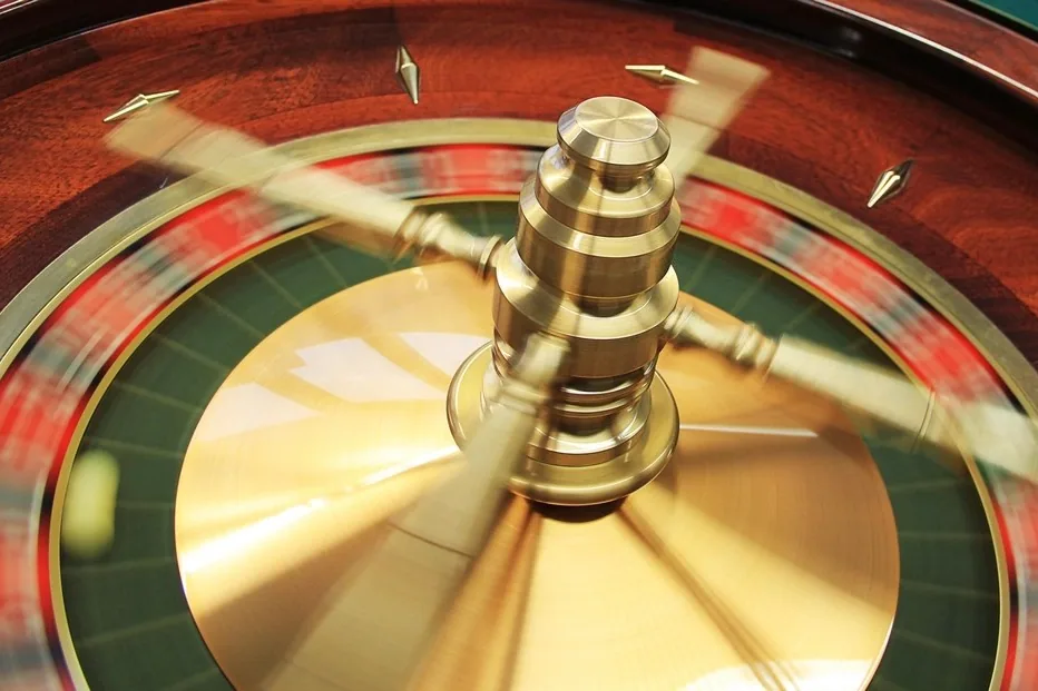 Blackjack table with the shoe in place