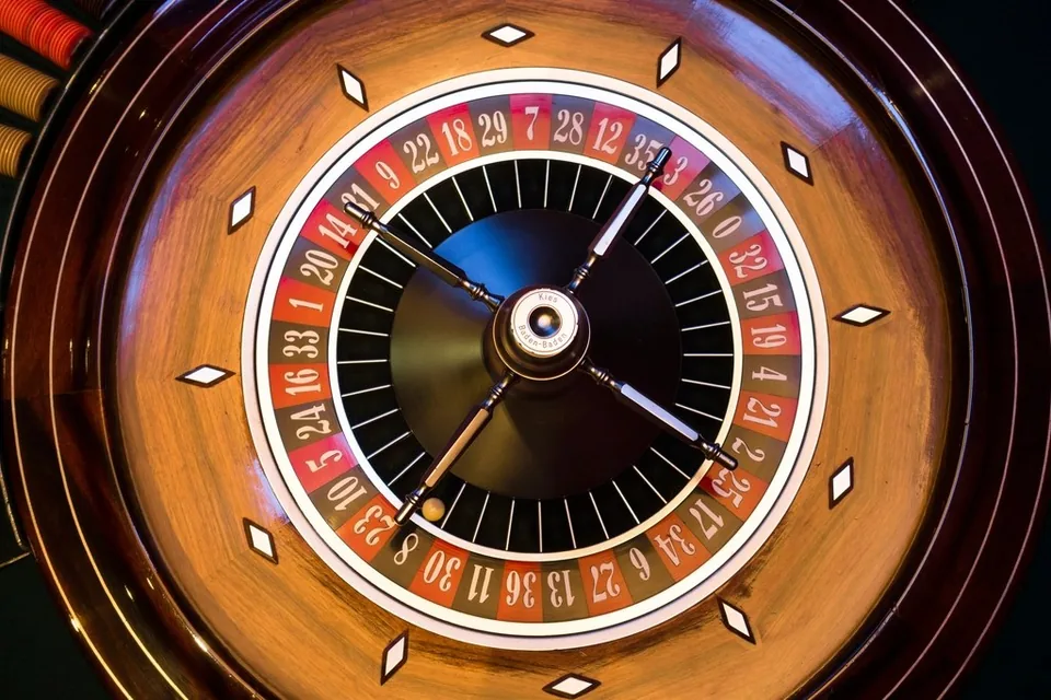 Roulette wheel casino